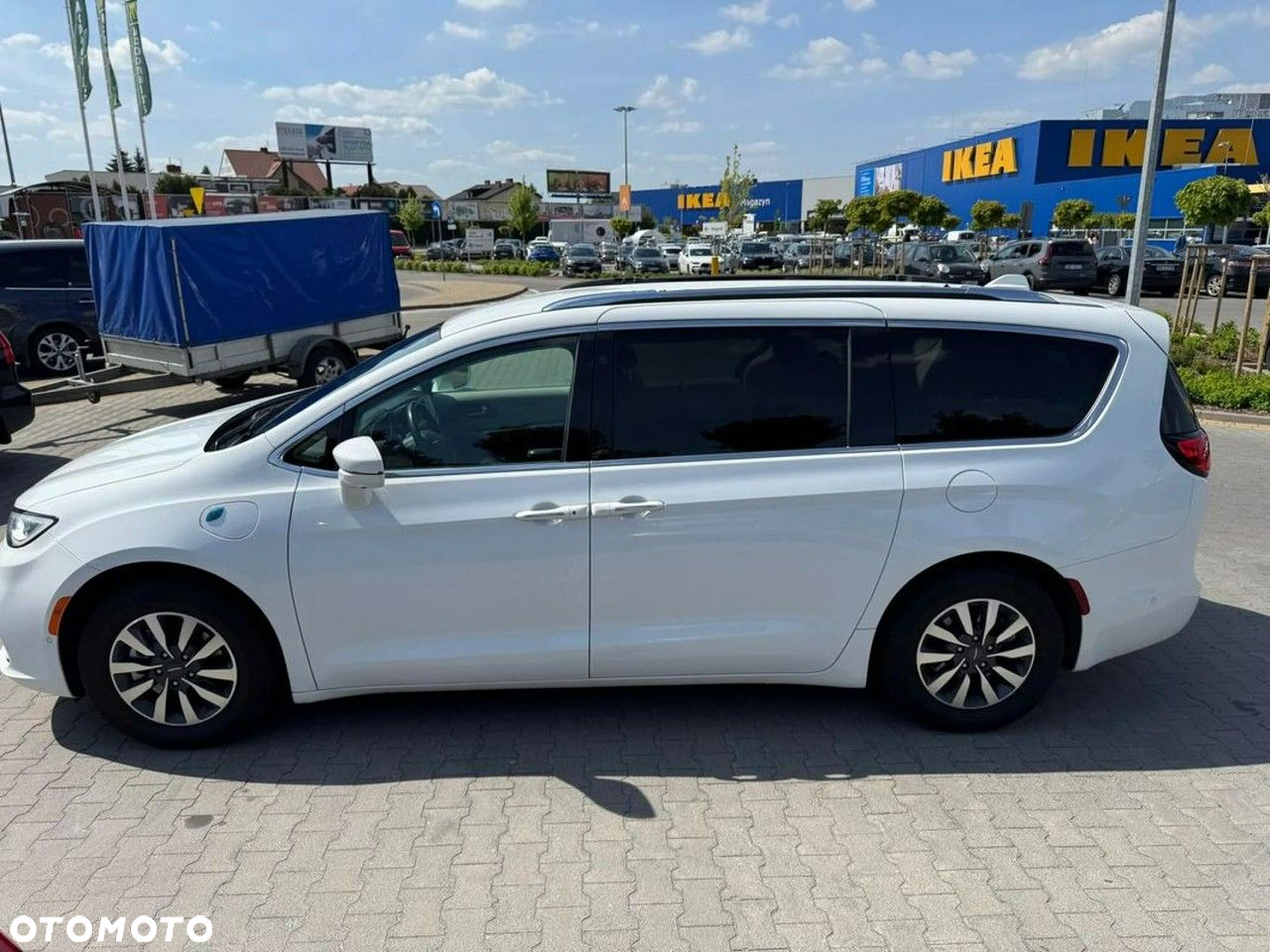 Chrysler Pacifica - 23