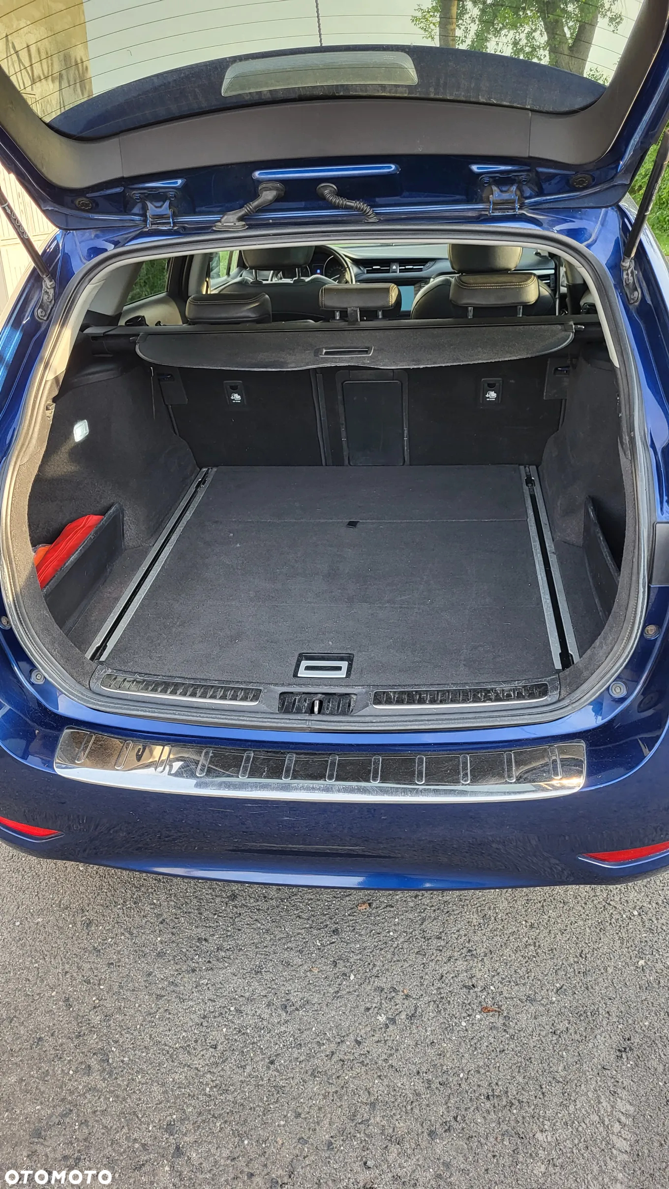 Toyota Avensis 2.0 D-4D Premium - 32