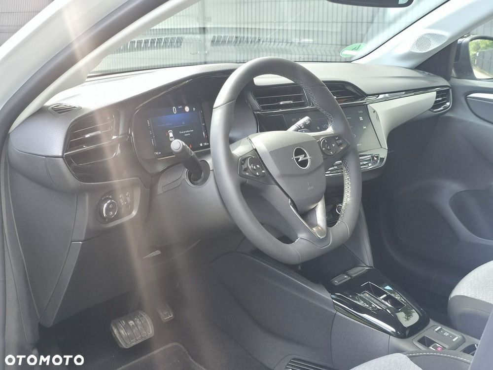 Opel Corsa - 8