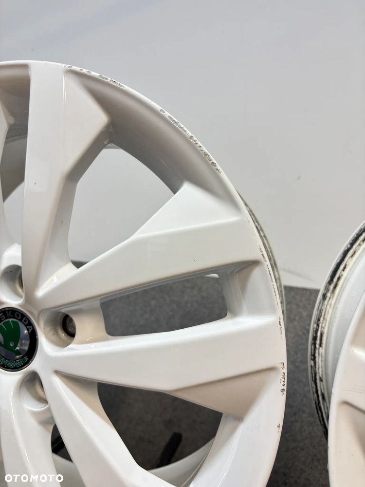4 Felgi Alu. Skoda Fabia Rs, Roomster, Rapid 17", White - 7
