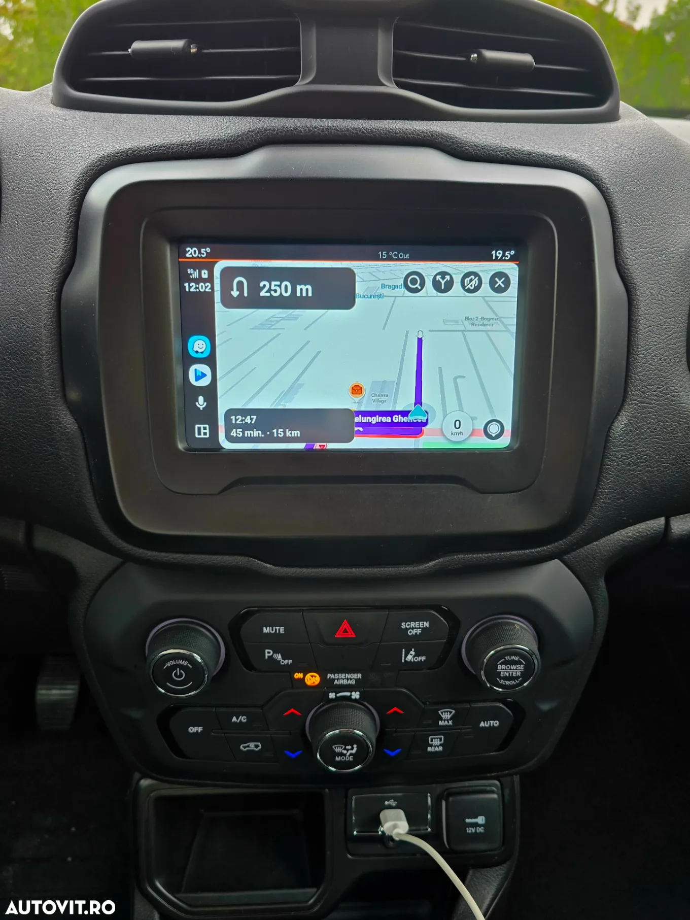 Jeep Renegade 1.0 Turbo 4x2 M6 Longitude - 11