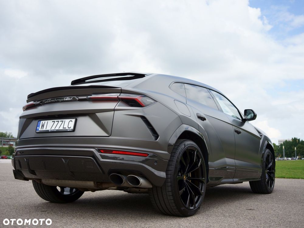 Lamborghini Urus - 6