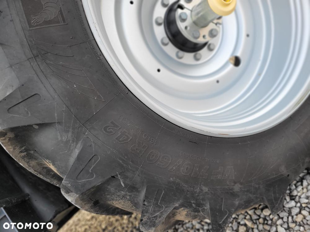 New Holland T7.270 Auto Command - 9