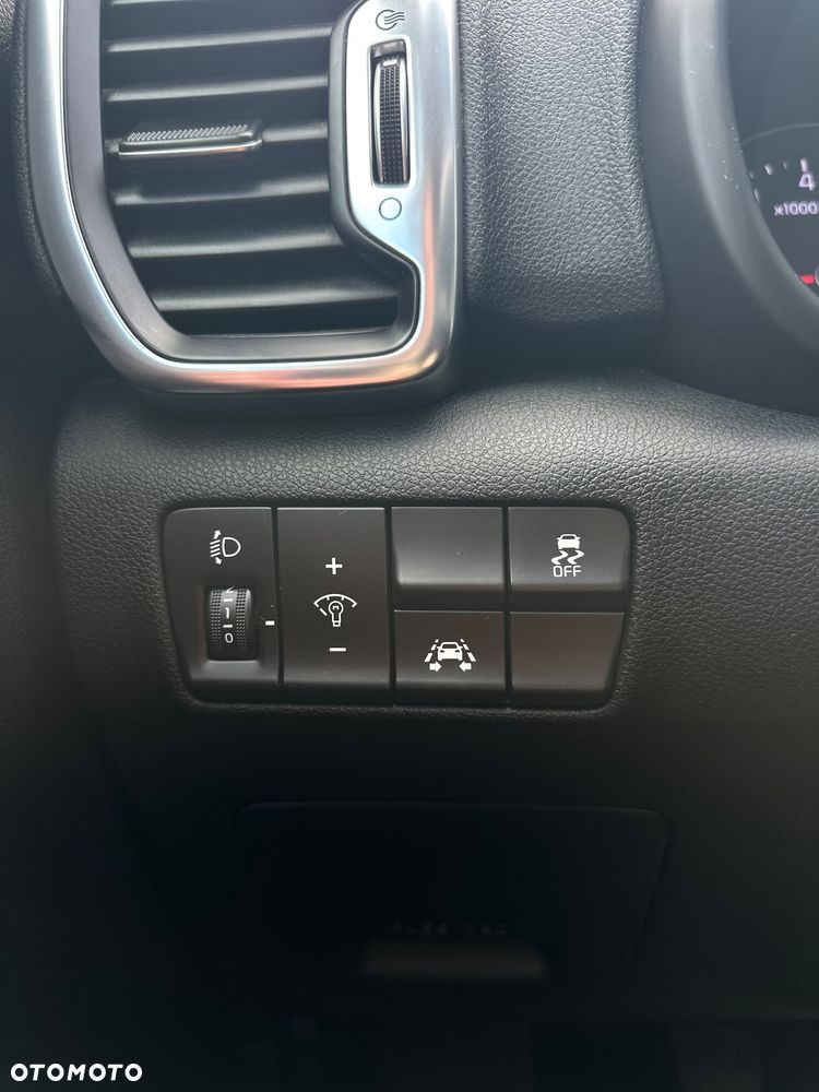 Kia Sportage 1.6 GDI L 2WD - 34