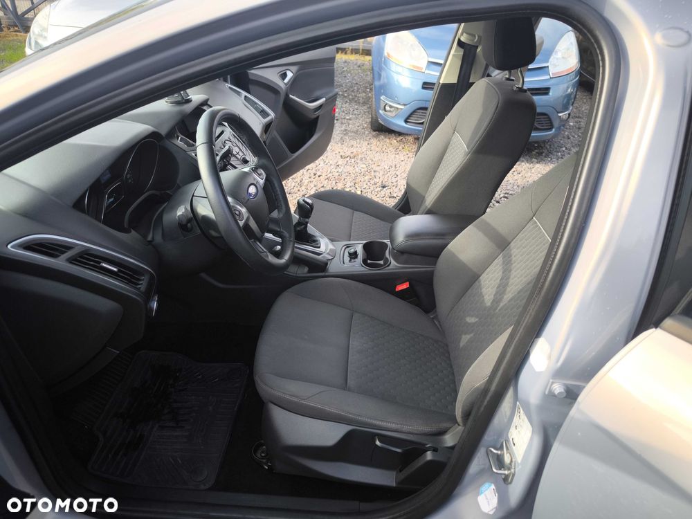 Ford Focus - 11