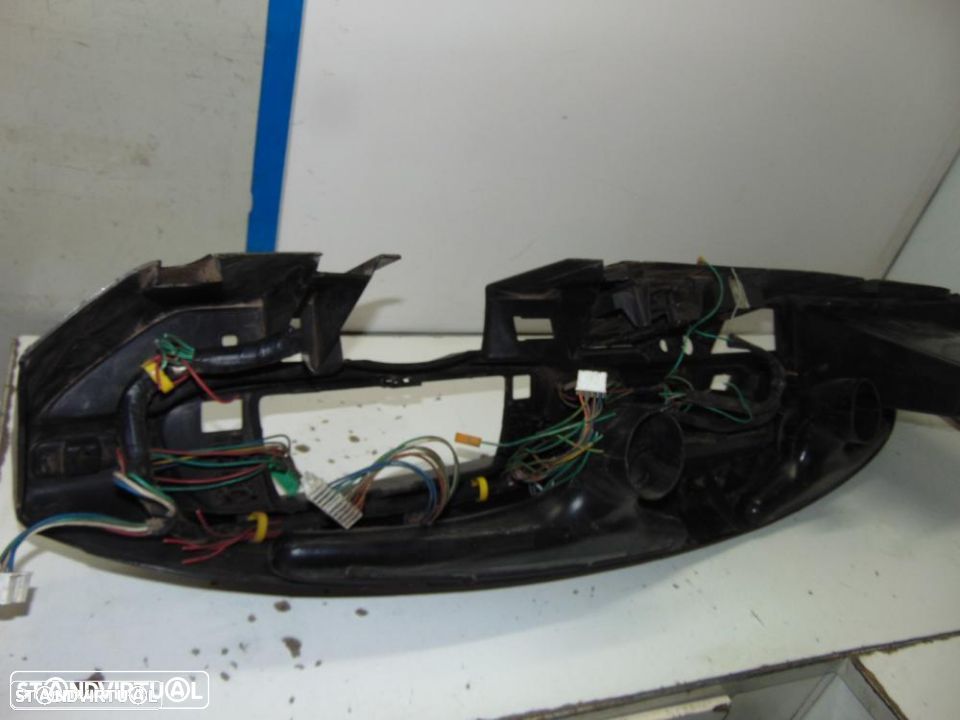 Peugeot 504 tablier - 4