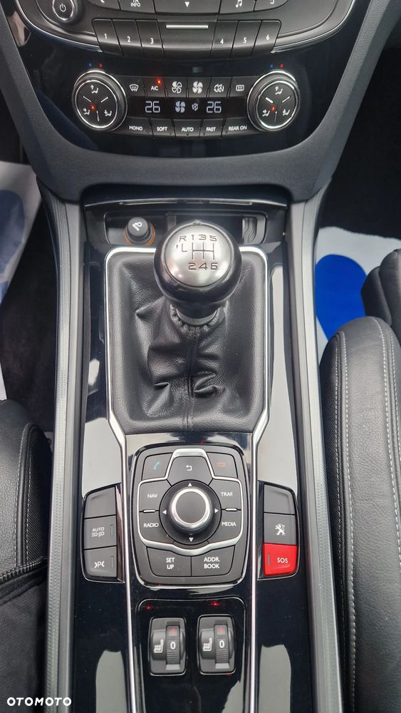 Peugeot 508 HDi FAP 160 Allure - 26