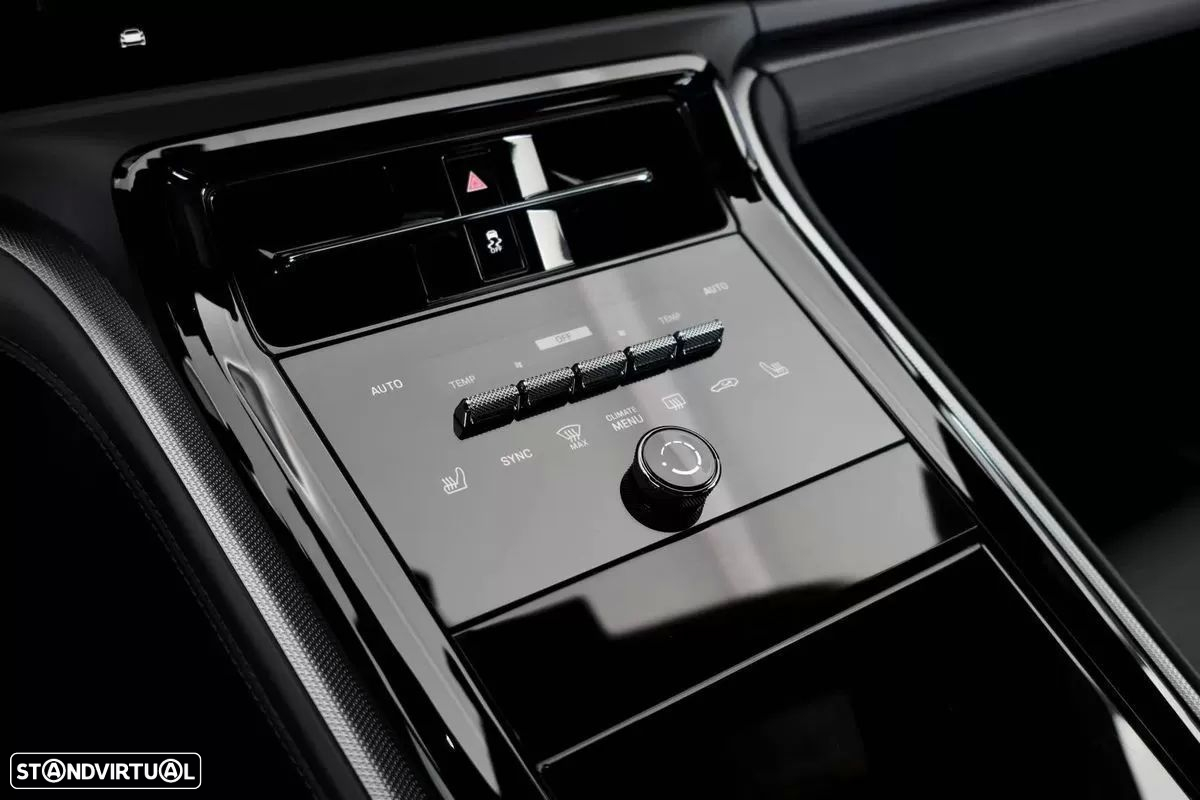 Porsche Panamera 4 E-Hybrid - 14