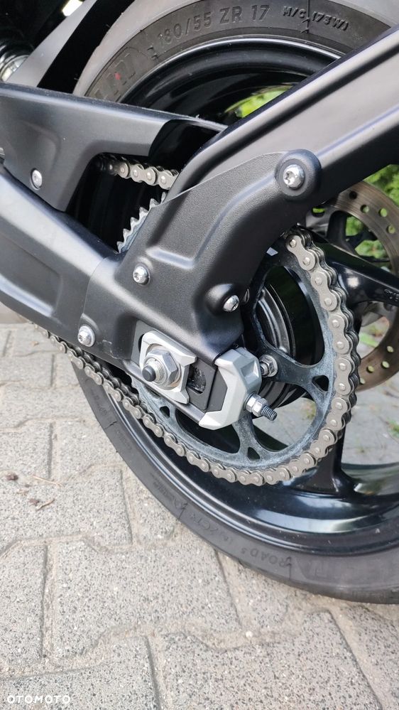 Triumph Trident - 10