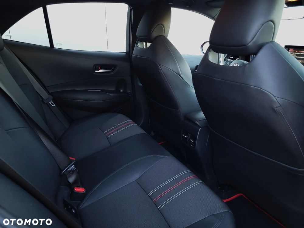 Toyota Corolla 1.8 Hybrid GR Sport - 15