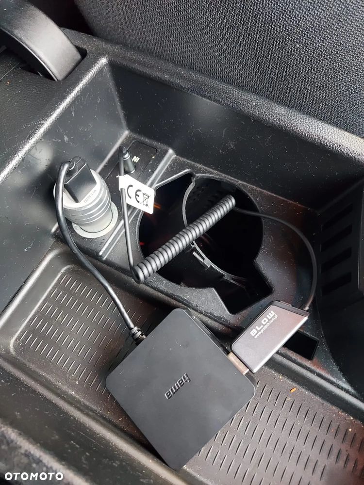 BMW Seria 3 320i - 11