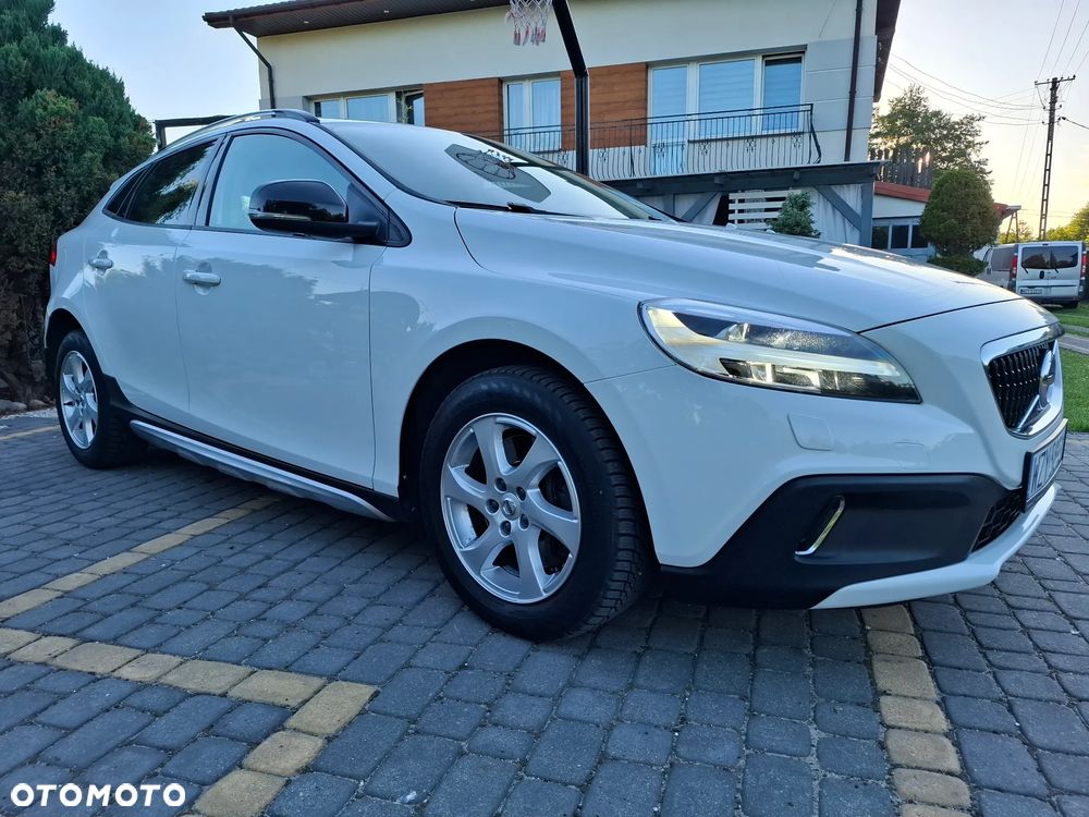 Volvo V40 Cross Country D2 Drive-E Dynamic Edition - 1