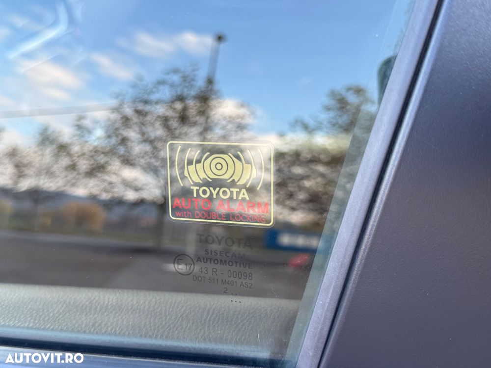 Toyota C-HR 2.0 Hybrid Business-Edition - 19