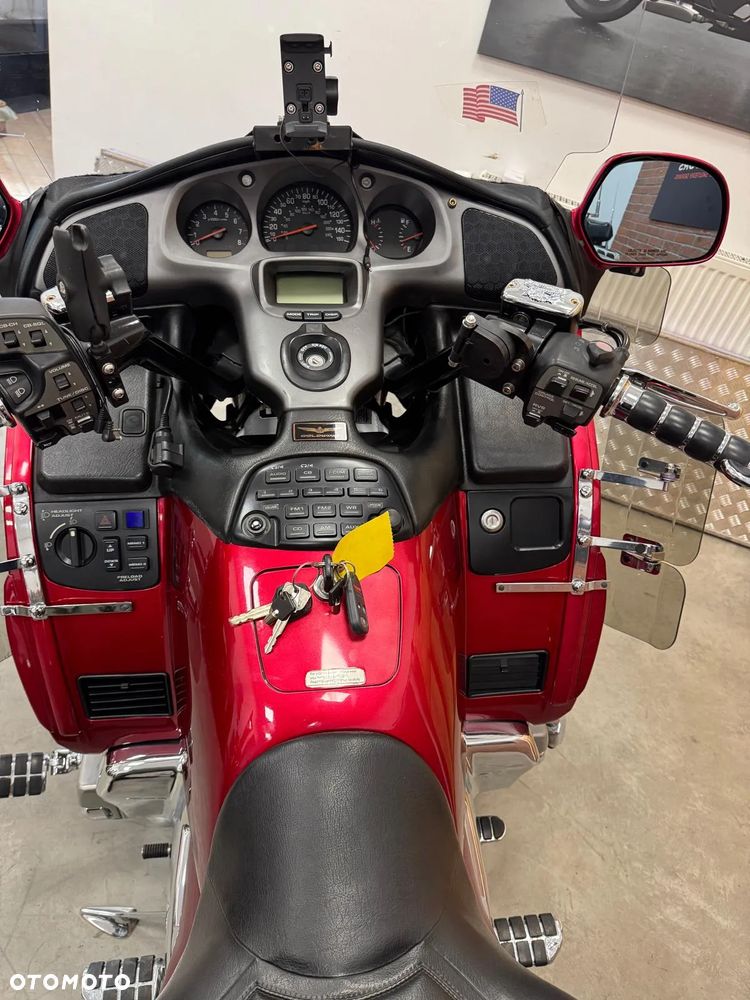 Honda GL - 25