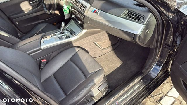BMW Seria 5 520d Luxury Line - 30