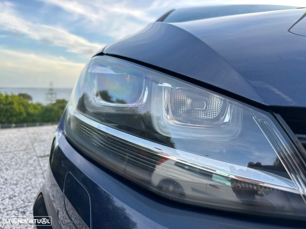 VW Golf 1.6 TDi R-Line - 17