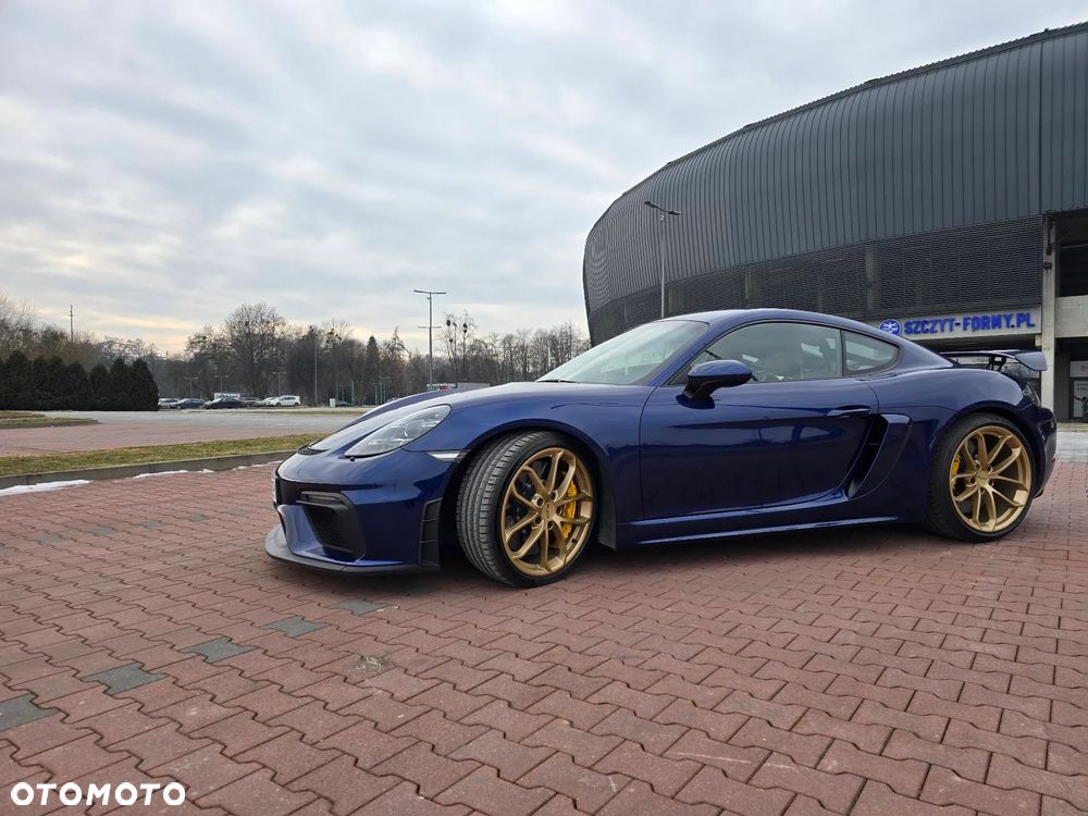 Porsche 718 Cayman - 3