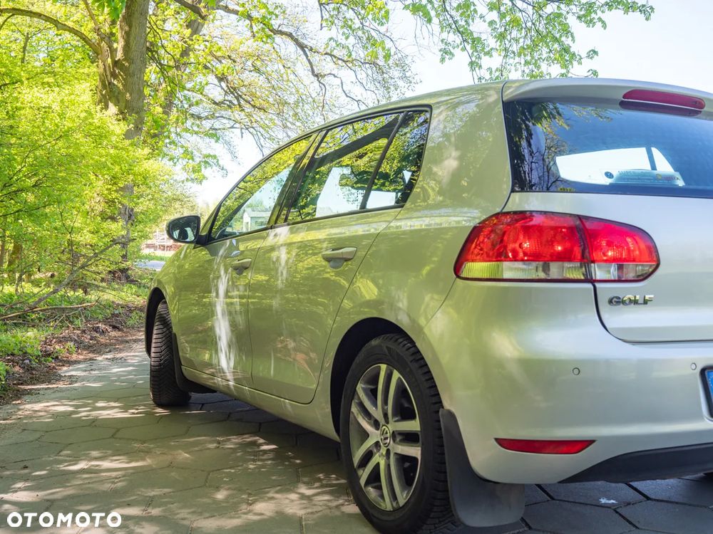 Volkswagen Golf 1.6 Comfortline - 15