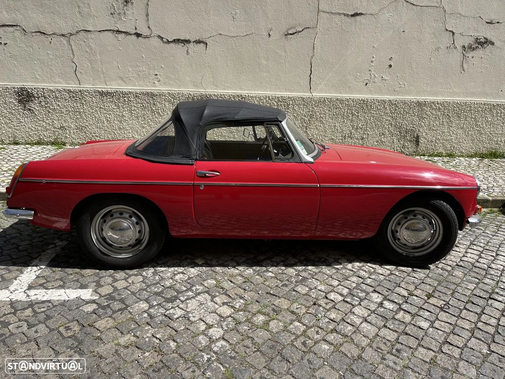 MG MGB - 2
