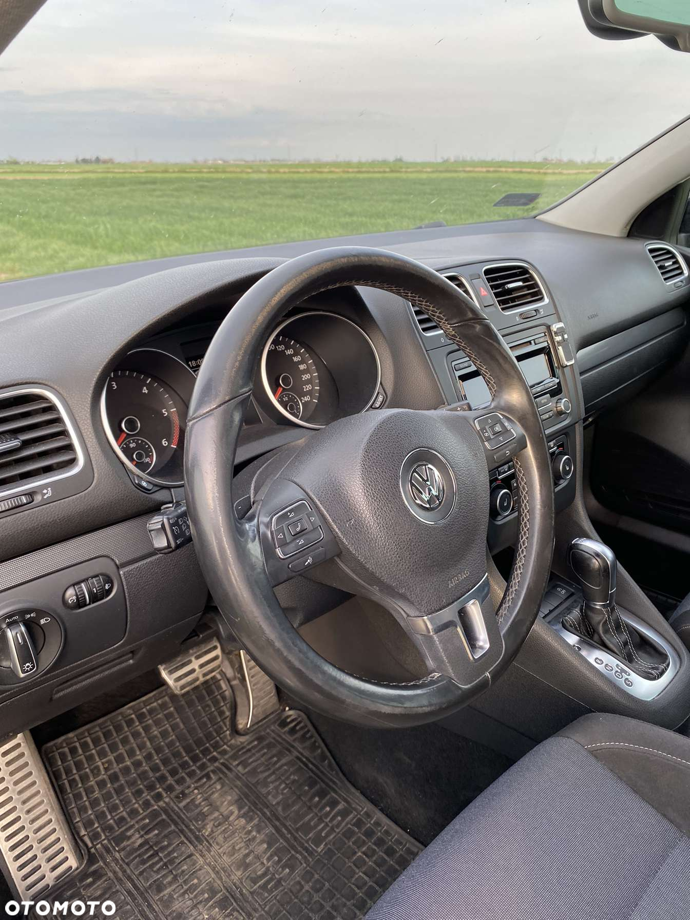 Volkswagen Golf VI 1.6 TDI Comfortline DSG - 22
