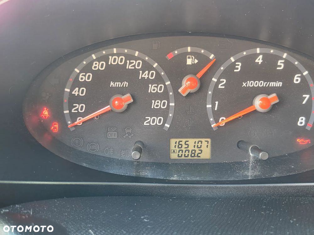 Nissan Micra 1.2 Visia + - 19