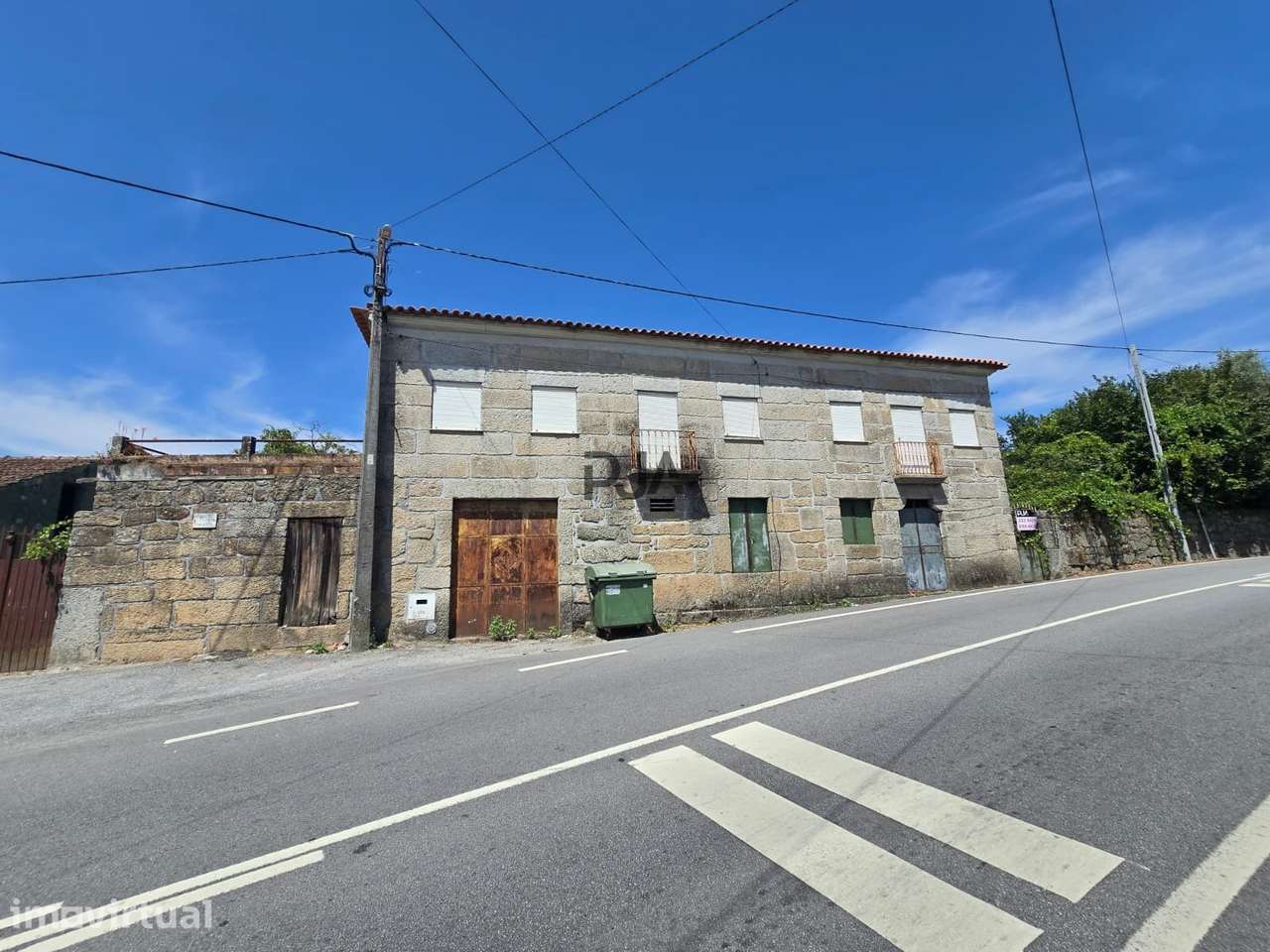 Moradia em Pedra para Recuperar em Oliveira do Barreiro, Viseu - Grande imagem: 3/10