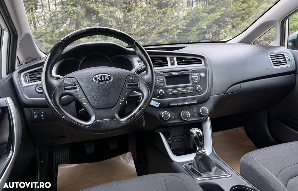 Kia Ceed 1.4 CRDi 90 Edition 7 - 25