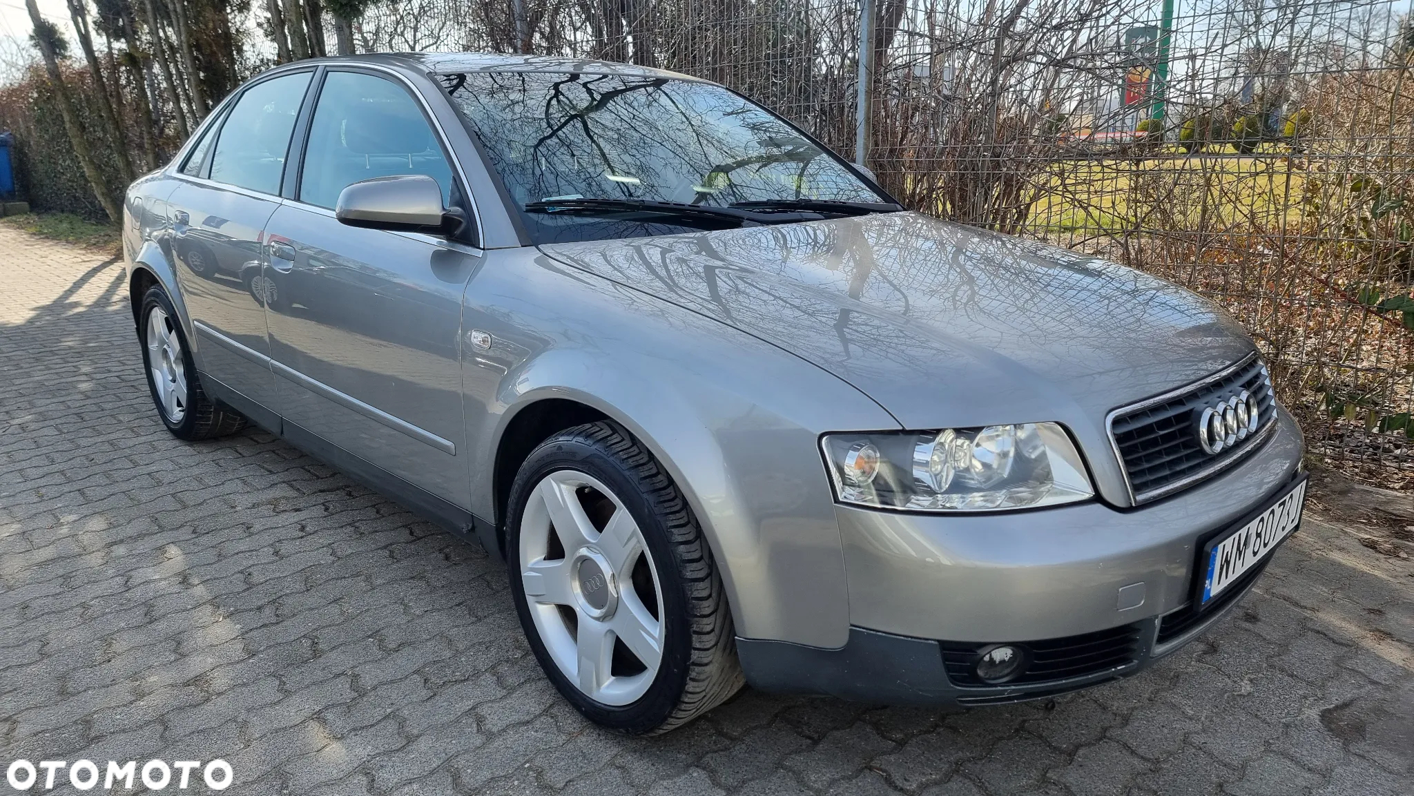Audi A4 2.4 Multitronic - 2
