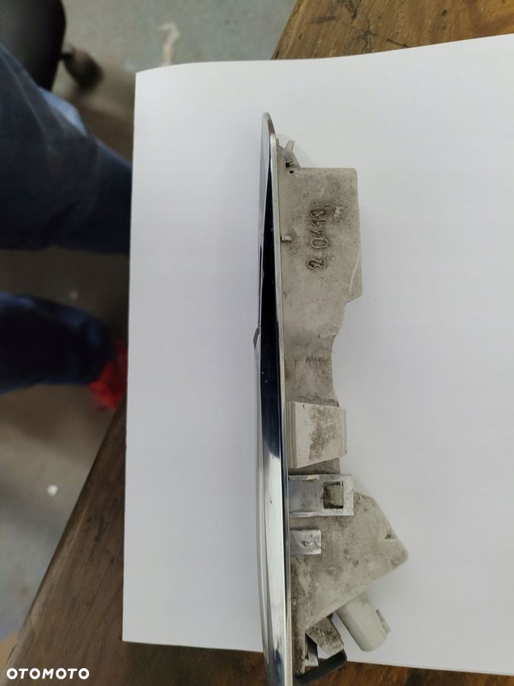 kierunkowskaz migacz prawy bmw f10 f11 7154170 - 3