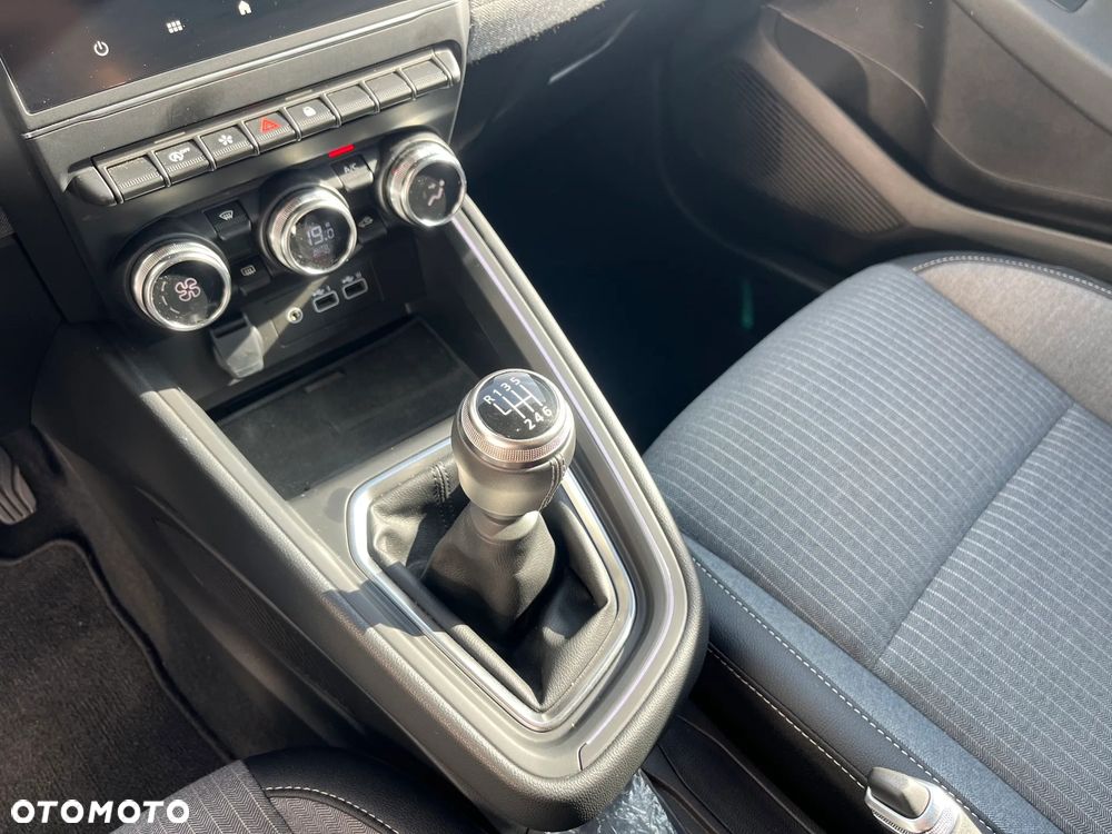Renault Clio - 15