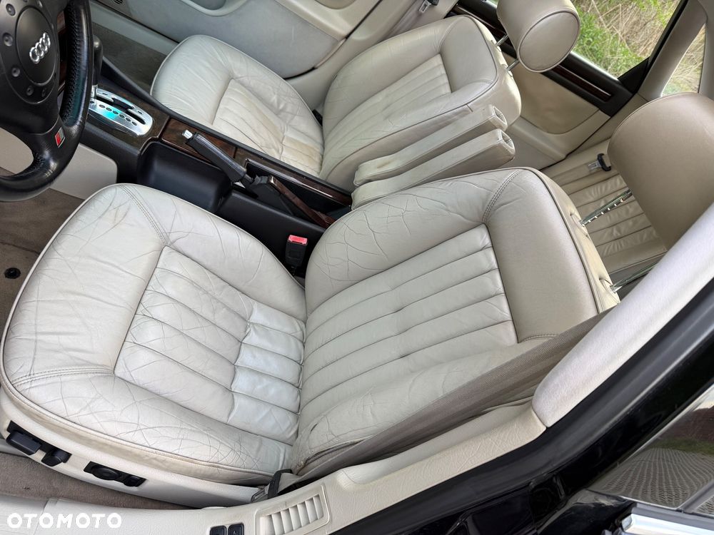 Audi A8 4.2 Quattro Tiptronic - 25