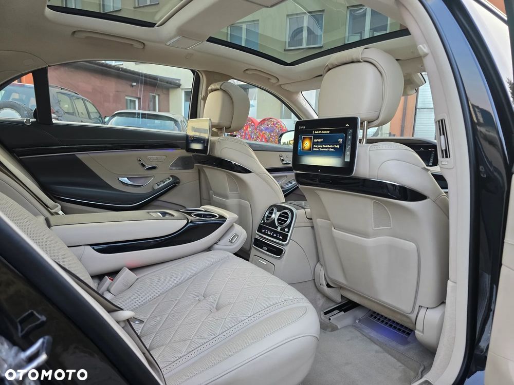 Mercedes-Benz Klasa S 560 4-Matic L 9G-TRONIC - 22