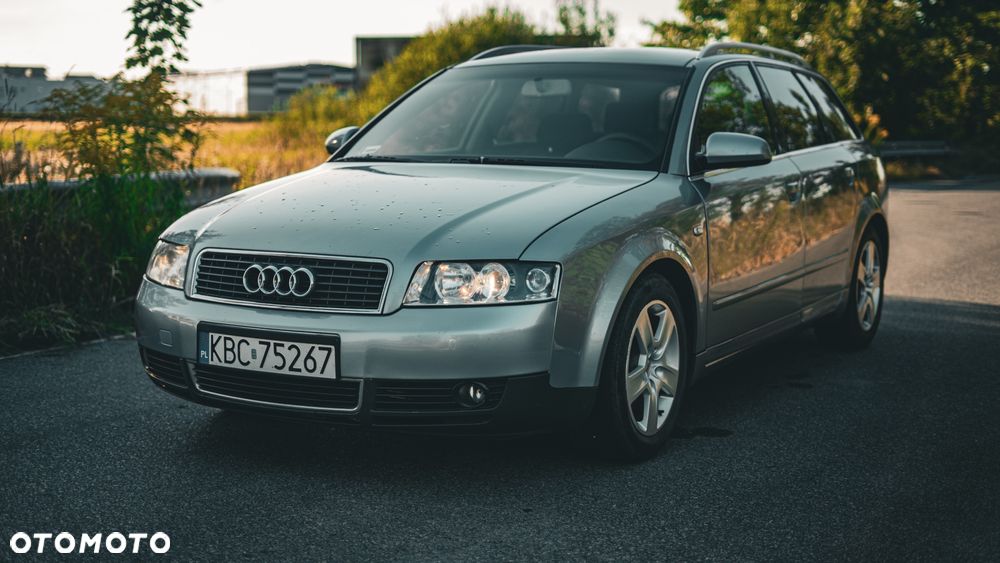 Audi A4 - 1