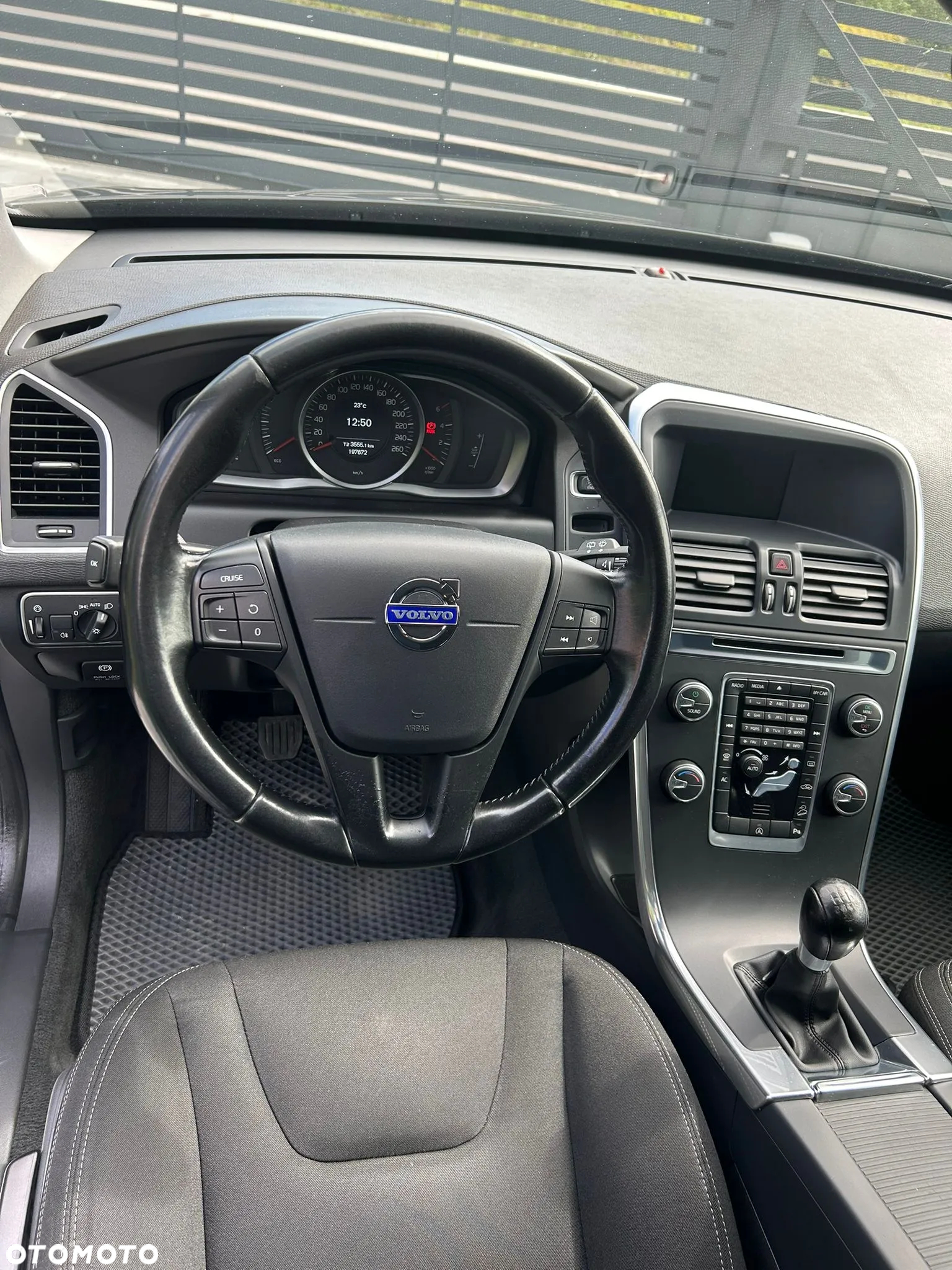 Volvo XC 60 D4 AWD Kinetic - 5