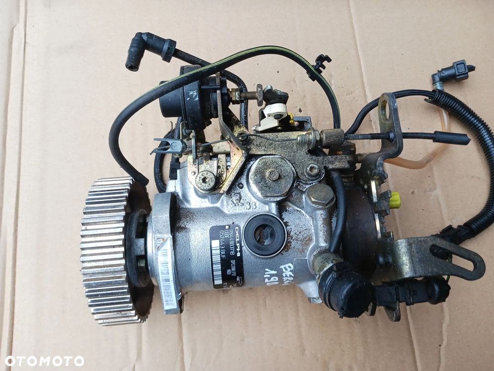 Pompa wtryskowa paliwa 1.9 D WJY DELPHI R8448B371B PEUGEOT / CITROEN / FIAT DW8 R8448B371C, 8448B371C,  8448B371B GWARANCJA