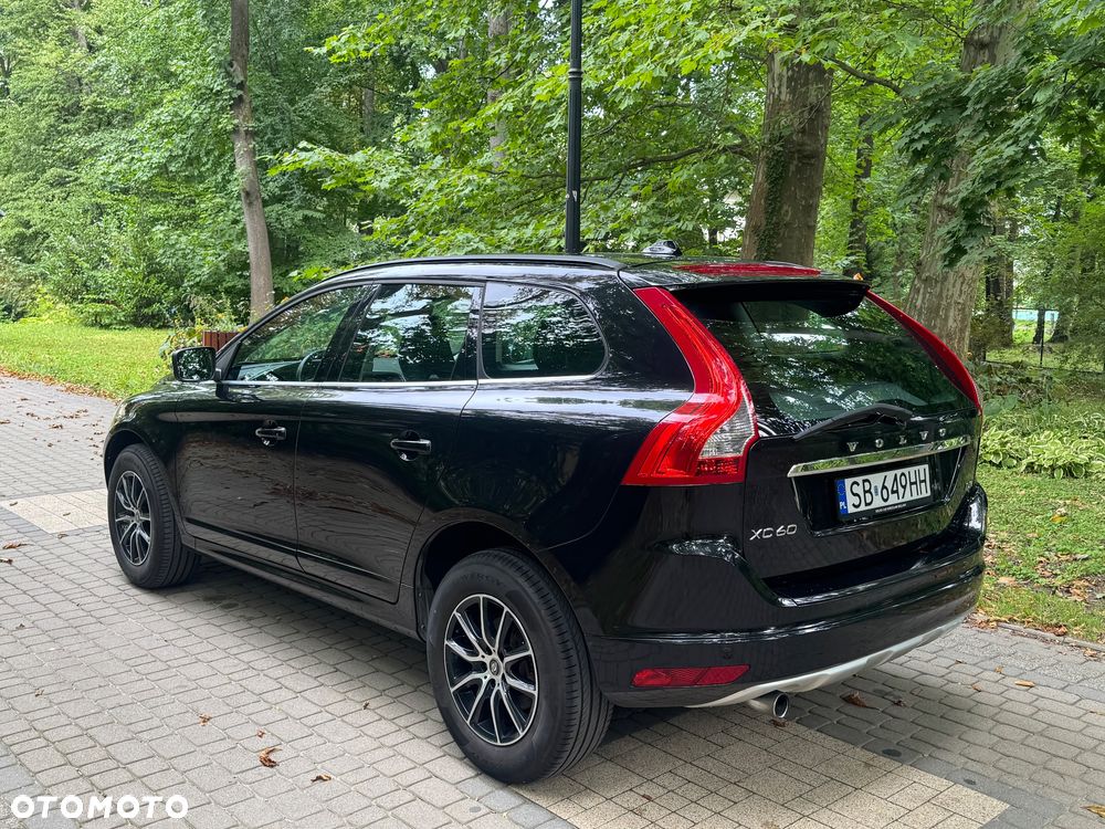 Volvo XC 60 D3 Edition Pro - 4