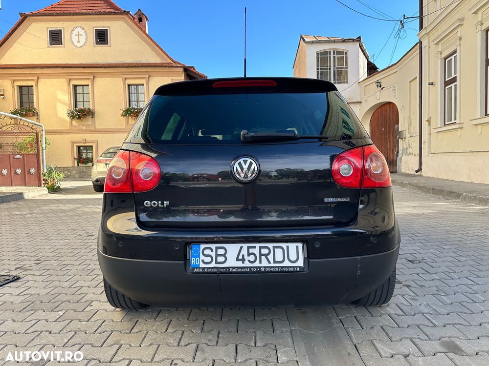 Volkswagen Golf - 4