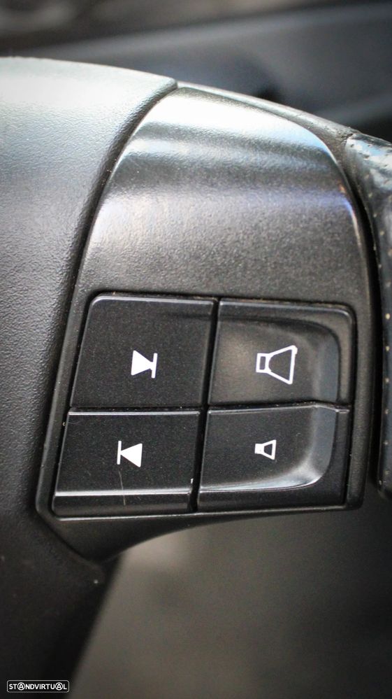 Volvo C70 2.4 D5 Summum Geartronic - 19