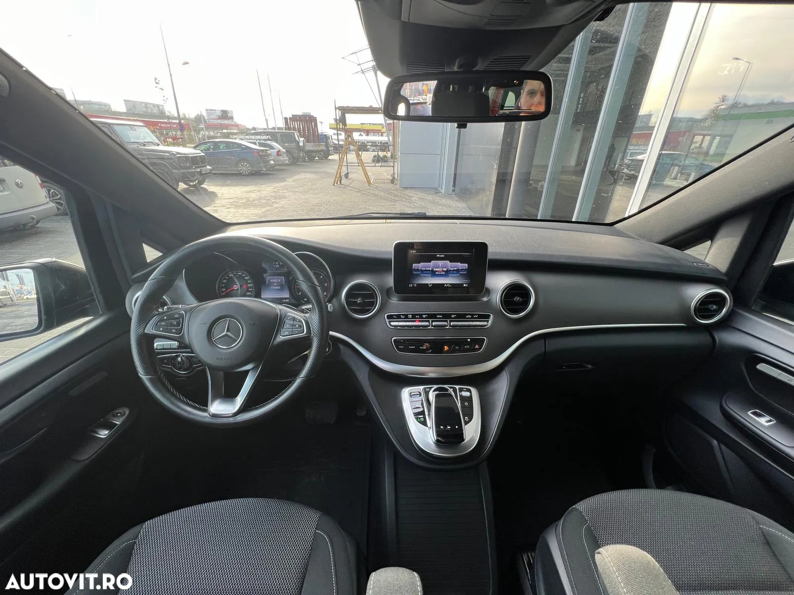 Mercedes-Benz V 250 (BlueTEC) d lang 4Matic 7G-TRONIC - 7