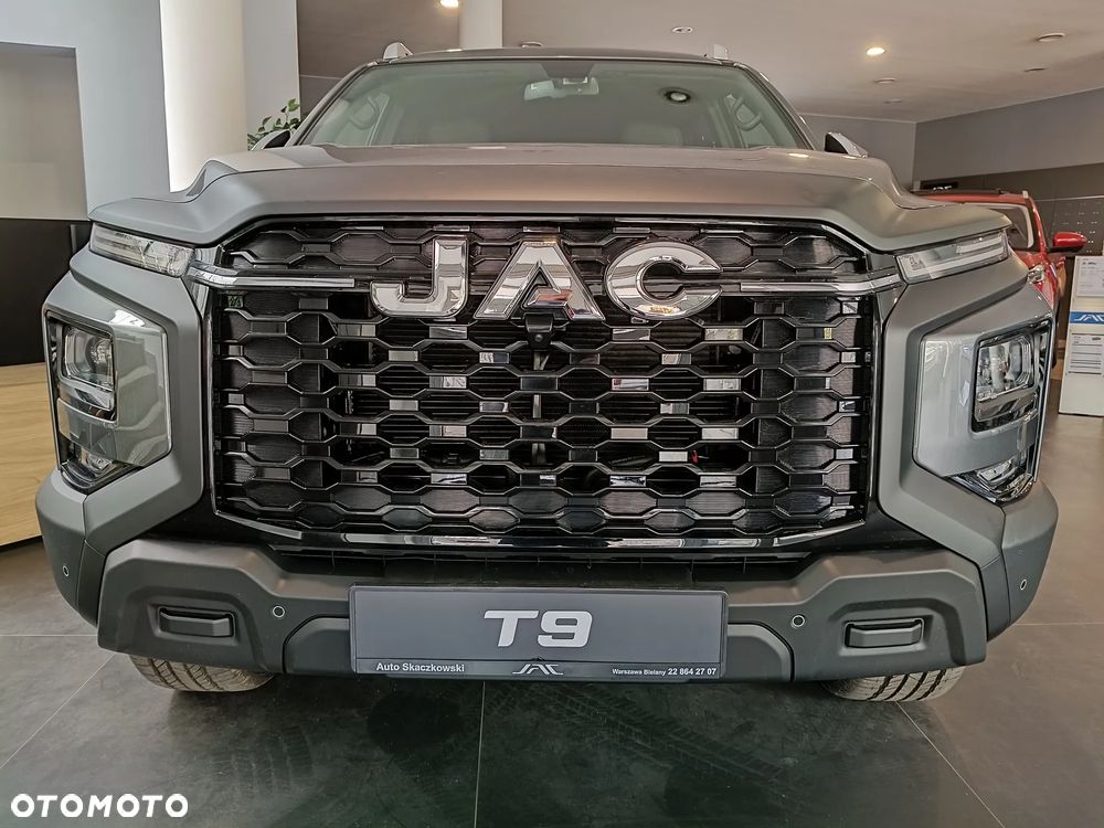 JAC T9 - 2