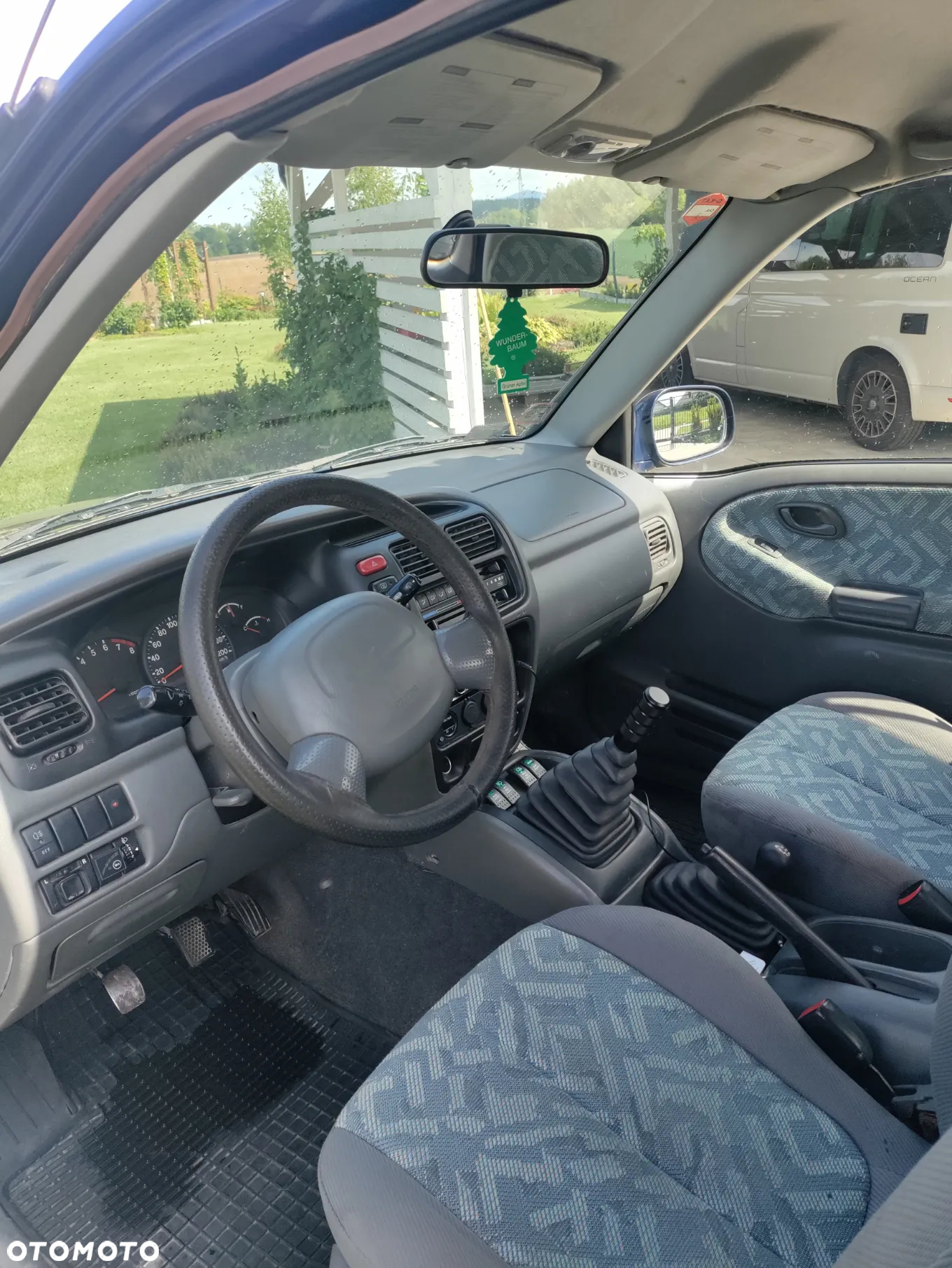Suzuki Grand Vitara 2.0 - 6