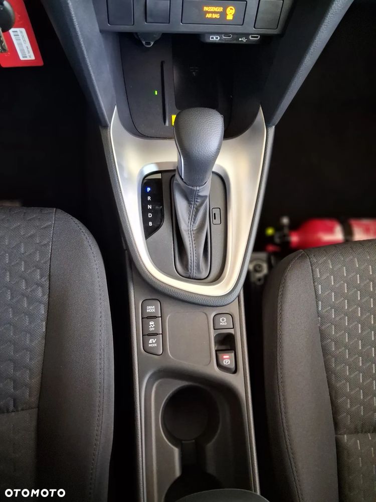 Toyota Yaris Cross - 15
