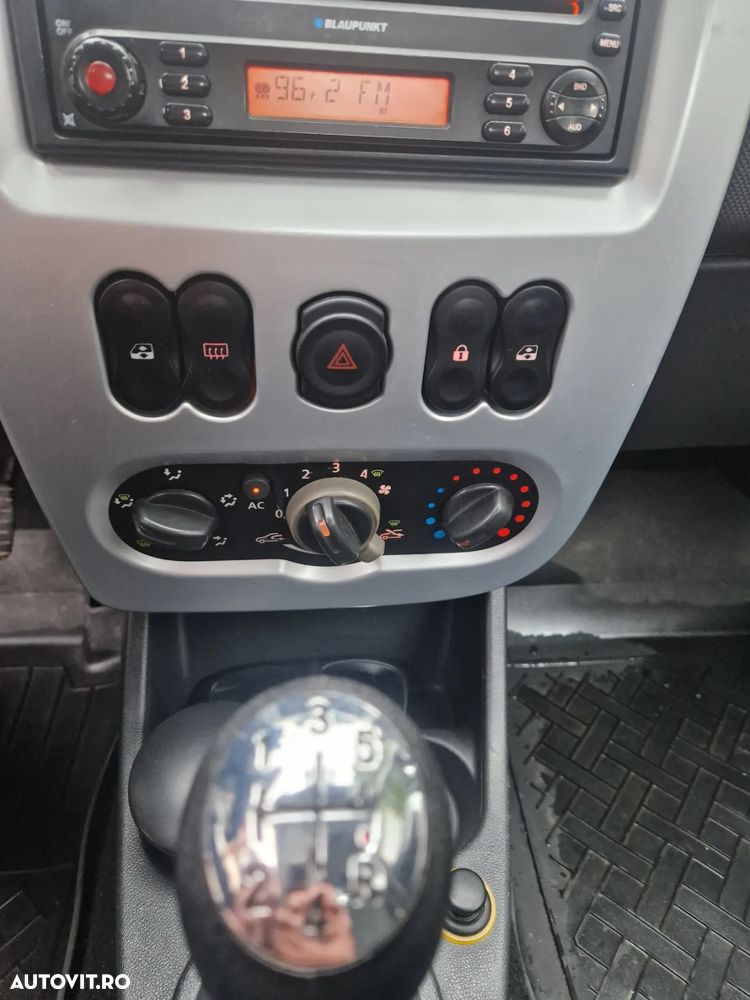 Dacia Logan 1.4 MPI Laureate - 9