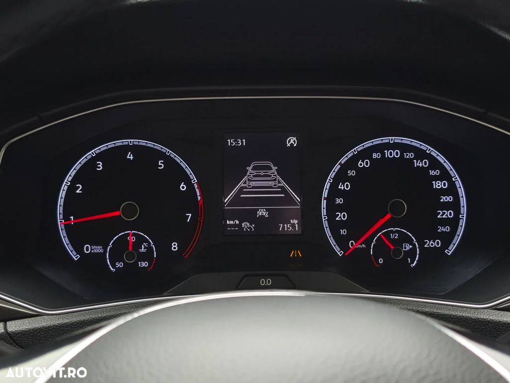 Volkswagen T-Roc 1.0 TSI OPF Style - 8