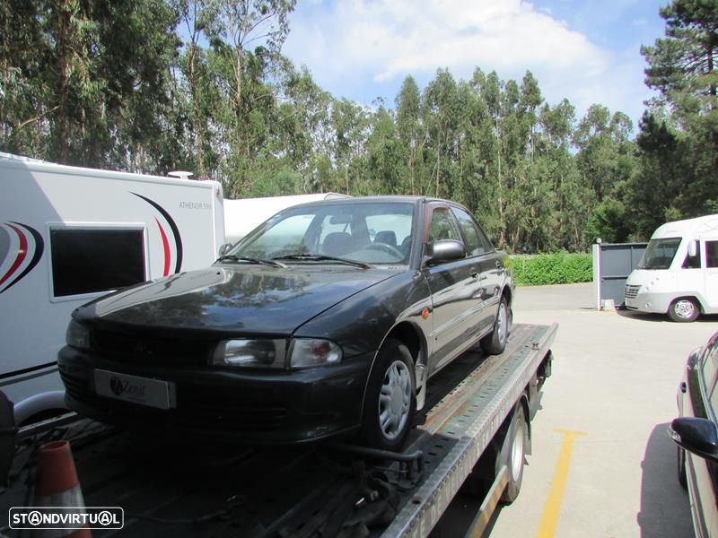 Mitsubishi Lancer 1,3 (75cv) de 1996 - Peças Usadas (5555) - 2
