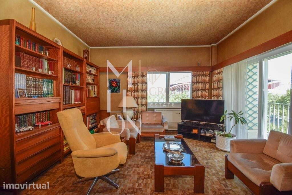 Apartamento T5 localizado numa das melhores zonas de Benfica em Lisboa - Grande imagem: 4/36
