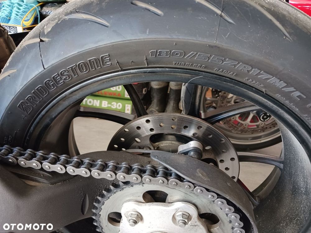 Ducati Hypermotard - 12