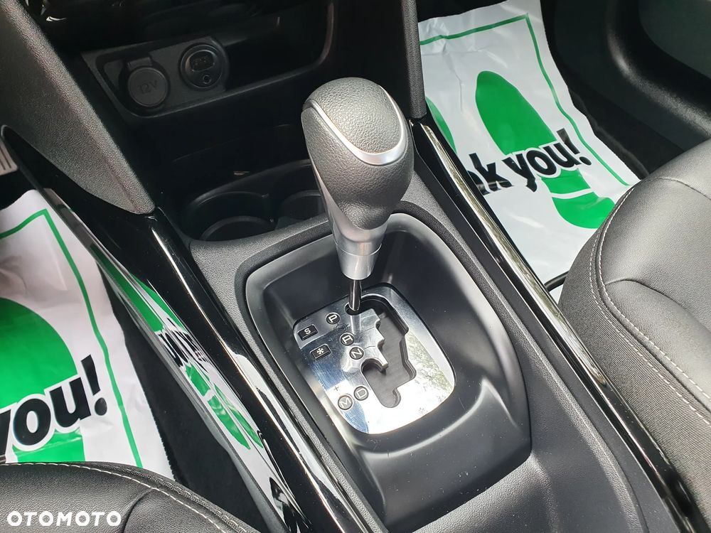 Peugeot 2008 PureTech 110 Stop&Start EAT6 Allure - 18