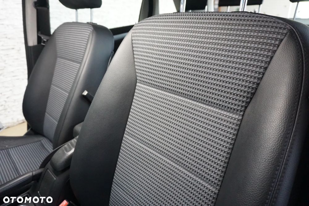 Mercedes-Benz Klasa B 200 CDI Autotronic - 32