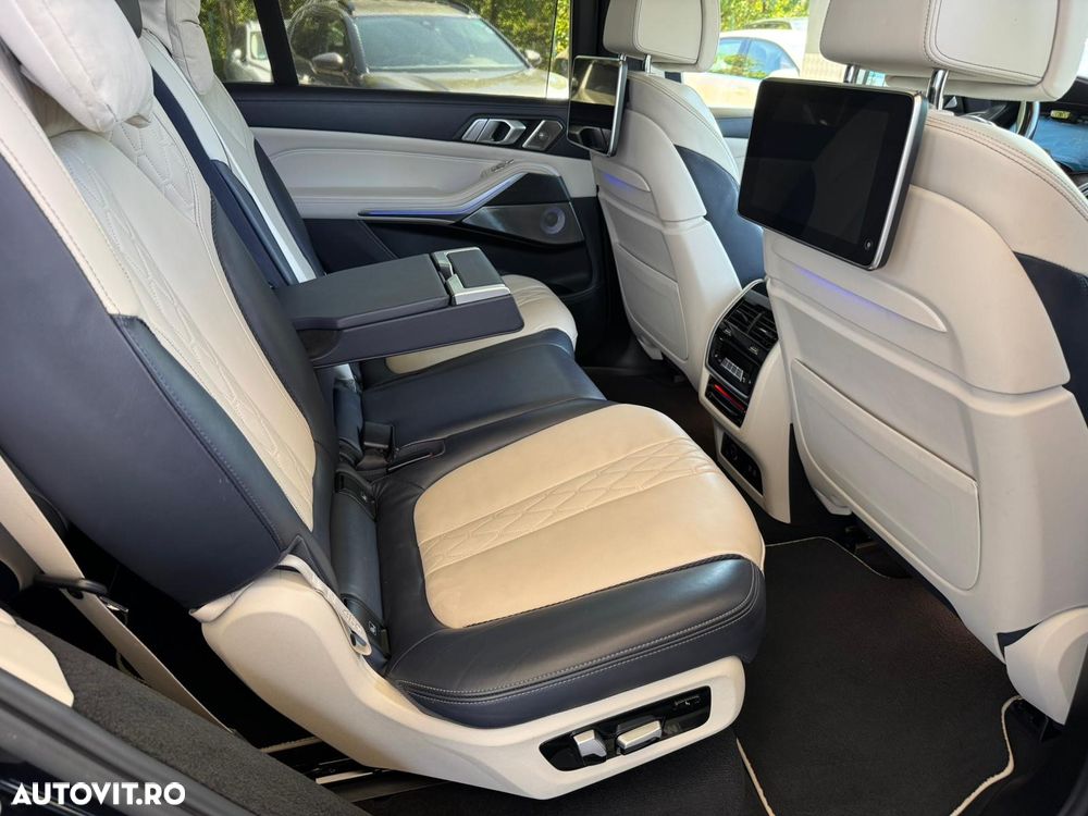 BMW X7 M50i - 27
